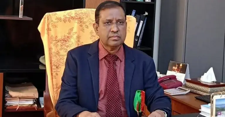 বিজ্ঞান ও প্রযুক্তি বিশ্ববিদ্যালয়ের উপাচার্য অধ্যাপক ড. মোহাম্মদ হানিফ মুরাদ